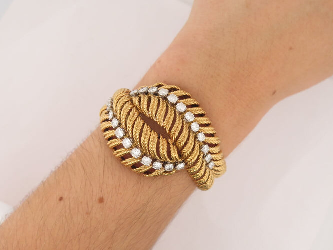 Boucheron Plume de Paon - Bracelet en or jaune et diamants 58 Facettes 275834