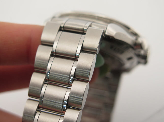 Omega Speedmaster Moonwatch Professional - Montre chronographe en acier 58 Facettes 275922