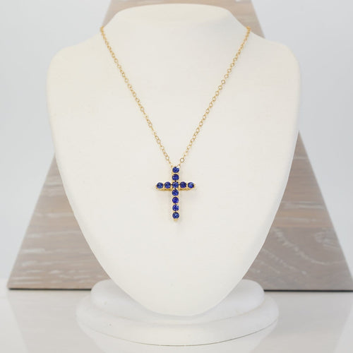 Pendentif croix en or jaune et saphirs naturels 58 Facettes P005