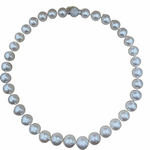 Collier Collier de perles blanches australiennes et diamants en or jaune 58 Facettes
