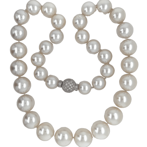 Collier Collier de perles blanches australiennes et diamants en or jaune 58 Facettes