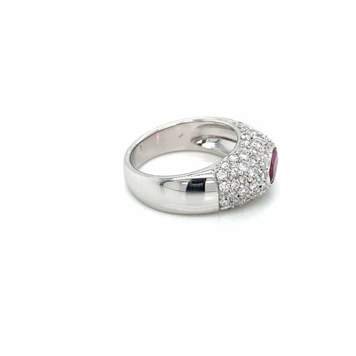 Bague 55 Bague pavée en or blanc 18k avec rubis et diamants 58 Facettes