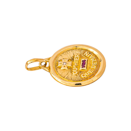 Augis Médaille d'amour - Pendentif en or jaune, rubis synthétiques et diamant 58 Facettes 5713473CN