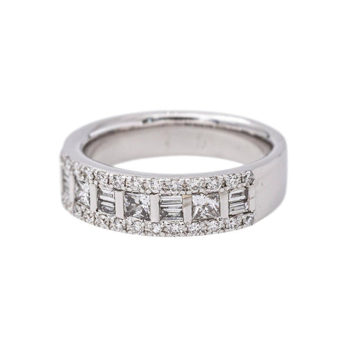53 Bague bandeau en or blanc et diamants 58 Facettes 5762207CN