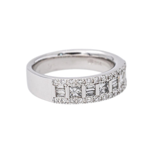 53 Bague bandeau en or blanc et diamants 58 Facettes 5762207CN