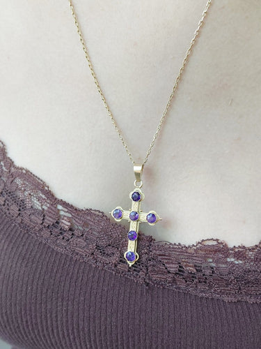 Croix - Pendentif en or jaune et améthystes 58 Facettes 1793072