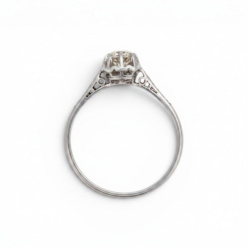 59 Bague solitaire Art déco en platine et diamants 58 Facettes RI-1070