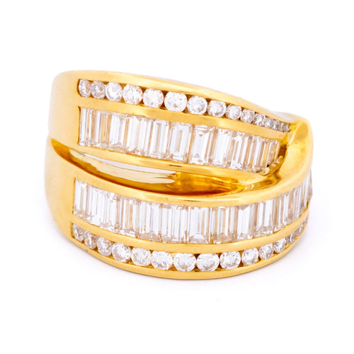 Bague 59.5 Bague crossover vintage en or 18k et diamants 58 Facettes 0D09FEB1FC36485C9247DD25D5494F37