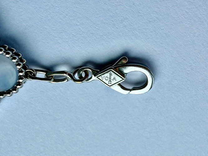 Van Cleef & Arpels Vintage Alhambra - Bracelet 5 motifs en or blanc et calcédoine 58 Facettes 2684