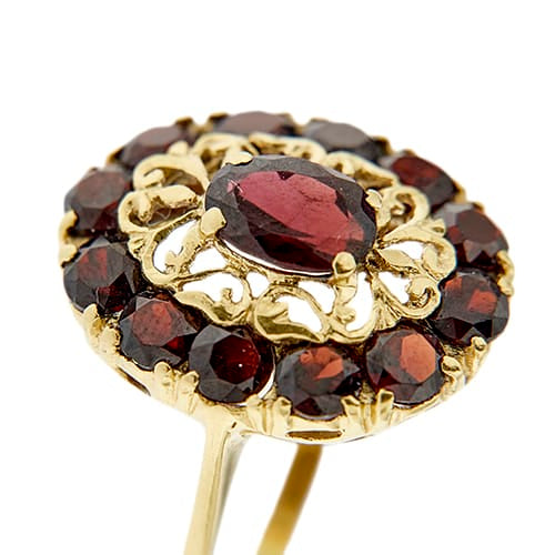 55 Bague en or jaune avec grenats 58 Facettes 36057