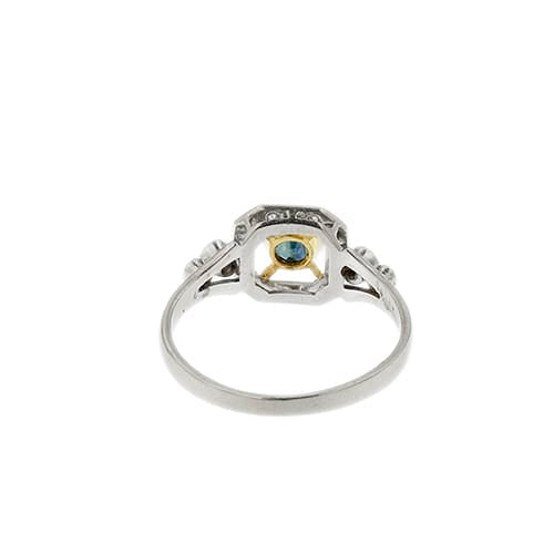 60 Bague Art déco en platine, or jaune, saphir et diamants 58 Facettes 39610