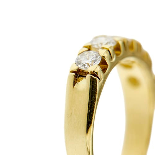 50 Bague rivière en or jaune et diamants 0,80 ct 58 Facettes 32671