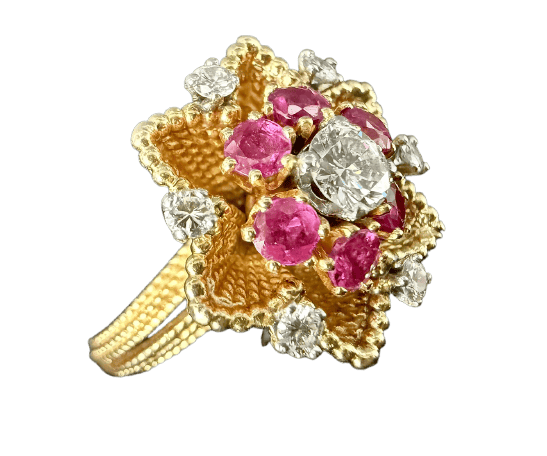 Bague fleur en or jaune avec diamant et rubis