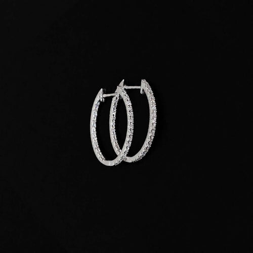 Boucles d'oreilles Embrace - Boucles d'oreilles créoles ovales en or blanc 18K et diamants 58 Facettes GER1004WG