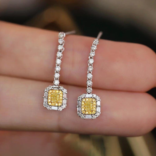 Boucles d'oreilles en or blanc 18K, diamants jaunes et diamants 58 Facettes GER1345WG