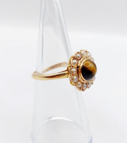 Bague 50 Bague marguerite vintage en or 18k, quartz œil de tigre et perles 58 Facettes A07563
