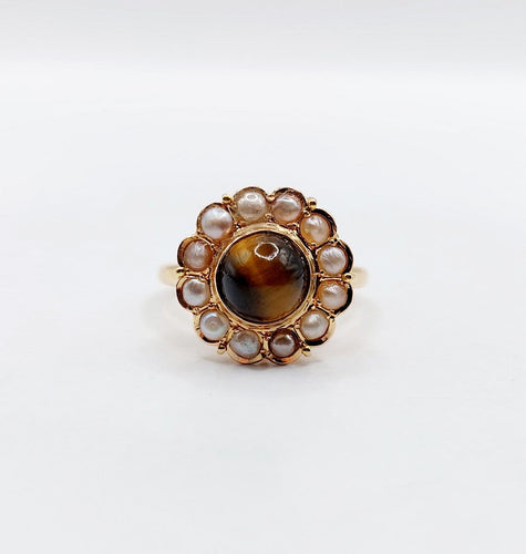 Bague 50 Bague marguerite vintage en or 18k, quartz œil de tigre et perles 58 Facettes A07563