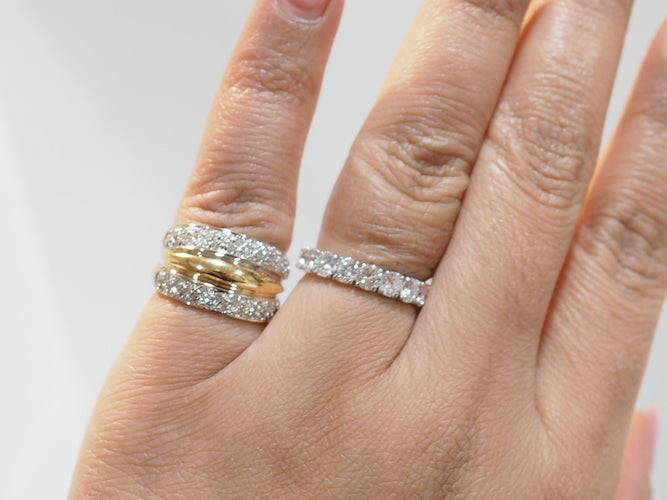52 Bague triple jonc en or bicolore et diamants 58 Facettes 33502