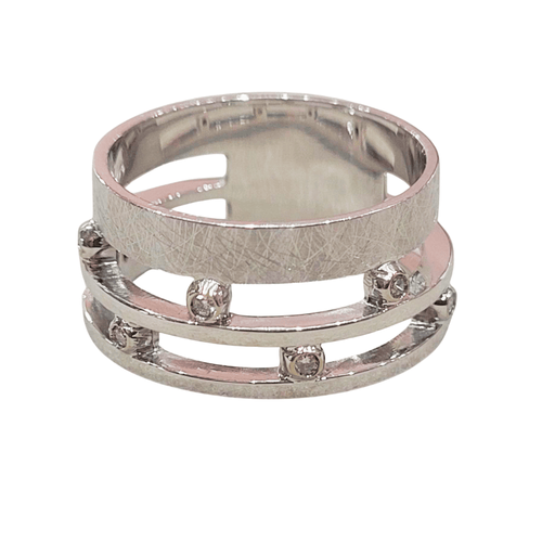 55 Bague en or blanc et diamants taille brillant 58 Facettes S403