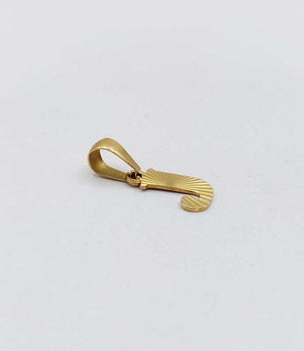 Pendentif vintage lettre J en or 18k 58 Facettes A07572