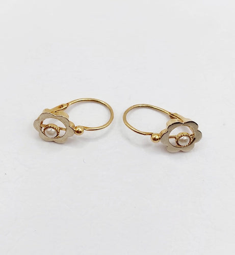 Dormeuses fleurs anciennes en or blanc et jaune 18k et perle 58 Facettes A07578