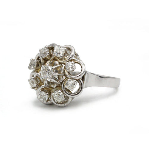 52 Bague marguerite en or blanc 750 et diamant 58 Facettes SA009