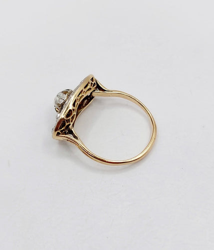 53 Bague marquise Art déco en or rose, diamants et saphirs 58 Facettes A07579
