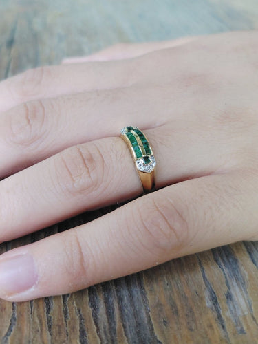 Bague 51 Bague en or jaune, diamants et émeraudes 58 Facettes 1794846