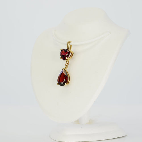 Boucles d'oreilles Parure boucles d’oreilles et pendentif en or jaune, grenats et diamants 58 Facettes S002