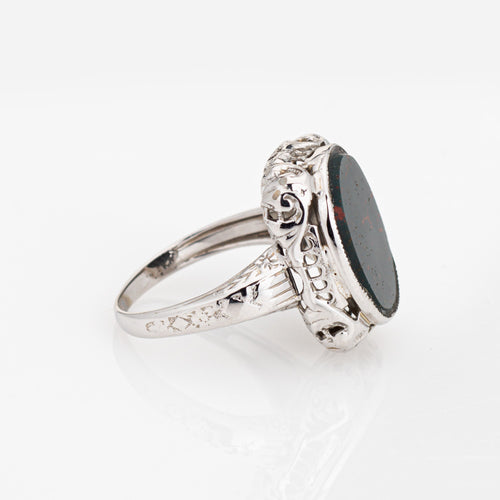 Bague Bague Art déco en or blanc 14 carats et héliotrope, taille 3 3/4 58 Facettes G6897