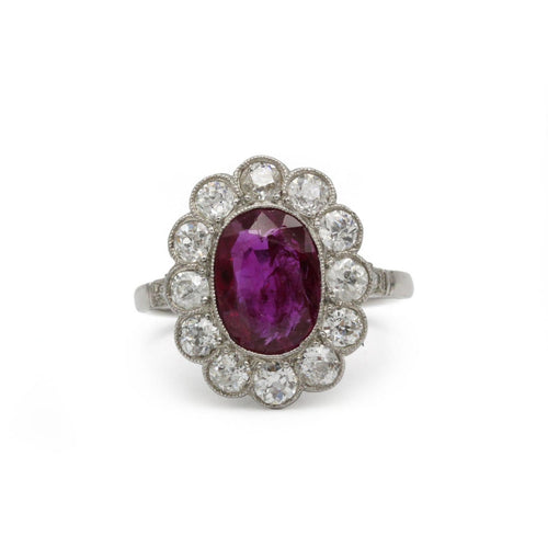 54 Bague pompadour en platine 950, rubis birman non chauffé et diamants 58 Facettes SA020