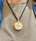 BVLGARI Yang - Pendentif tournant en or jaune 18 carats 58 Facettes Bb