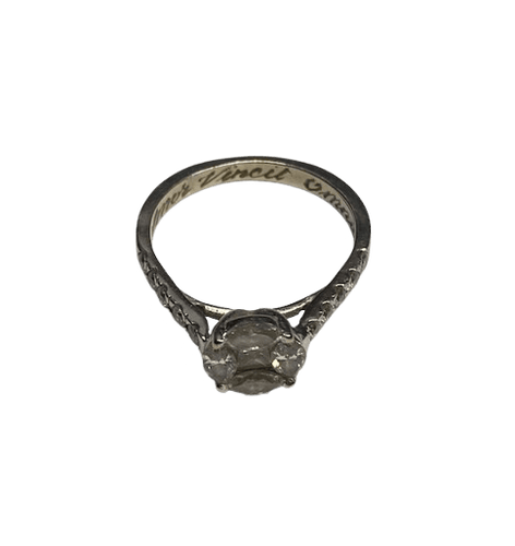 51 Bague de fiançailles en or blanc 18K et diamants 58 Facettes BOP/260055