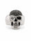 64 Bague tête de mort en or gris et diamants 58 Facettes 40