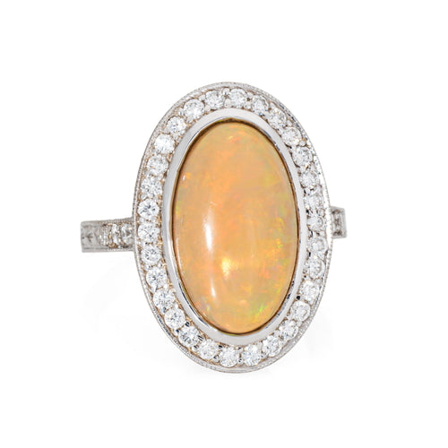 Bague Bague cocktail ovale opale de feu et diamants en or blanc 18k 58 Facettes G12677