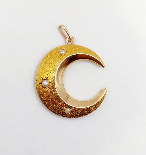 Pendentif croissant de lune antique en or 18k et perles 58 Facettes A07490