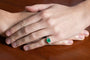 Bague 50 Bague en platine avec émeraude et diamants 58 Facettes 13449