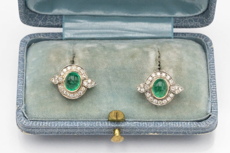 Boucles d'oreilles en or jaune avec émeraudes et diamants 58 Facettes 13448