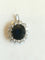 Pendentif marguerite en or blanc, saphir et diamants 58 Facettes 01375