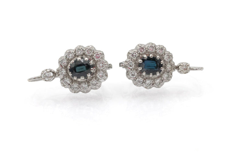 Boucles d'oreilles en or blanc avec saphirs et diamants 58 Facettes 13490