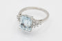 53 Bague en or blanc 18 carats, aigue-marine et diamants 58 Facettes 13477
