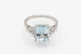 53 Bague en or blanc 18 carats, aigue-marine et diamants 58 Facettes 13477