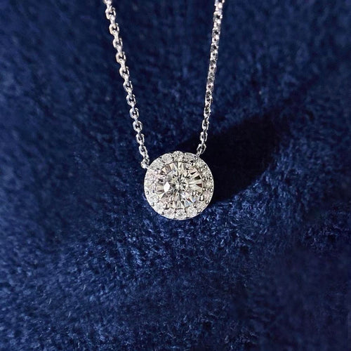 Embrace - Collier halo en or blanc 18K et diamants 58 Facettes GPD1021WG