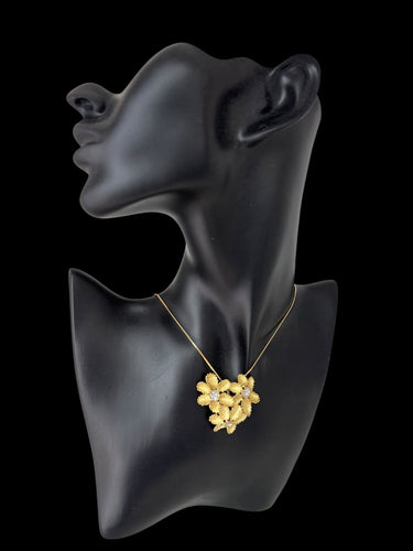Ensemble boucles d'oreilles et pendentif-broche en or jaune, or blanc et diamants 58 Facettes PA1522