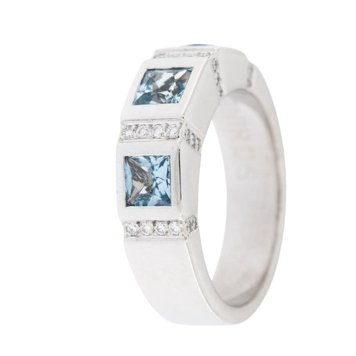 54 Poniros - Bague en or blanc avec aigues-marines et diamants 58 Facettes A1884