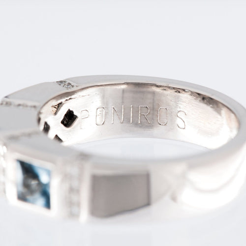 54 Poniros - Bague en or blanc avec aigues-marines et diamants 58 Facettes A1884
