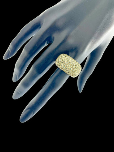 56 Bague cocktail IGI en or jaune 18 carats et saphirs verts 58 Facettes A2083