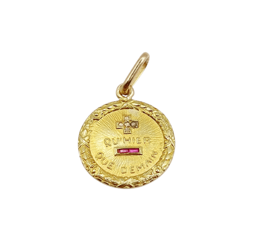Augis - Pendentif médaille d'amour en or 18k, rubis et diamants 58 Facettes A07123