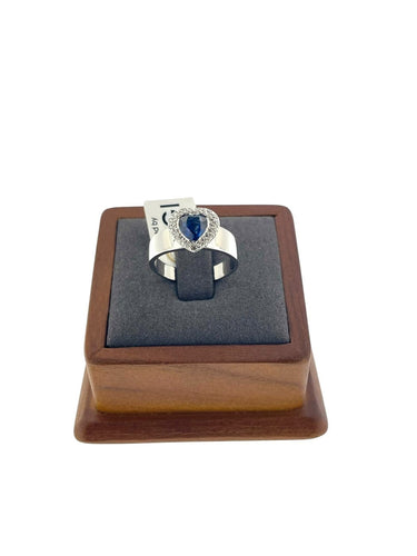 54 Bague cocktail IGI en or blanc avec saphir et diamants 58 Facettes A2092