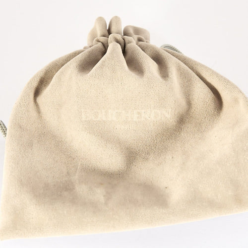 53 Boucheron Héra, Le Paon - Bague en or gris, saphirs et diamants 58 Facettes 58FC61